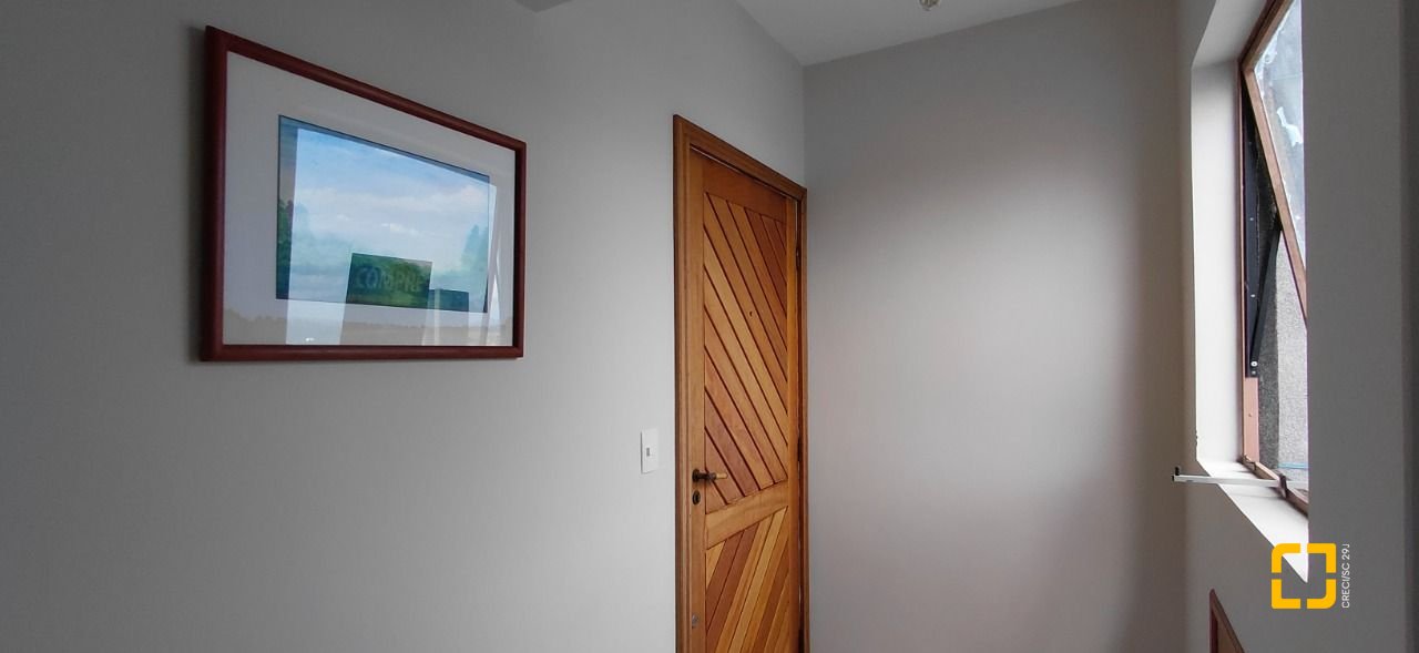 Sala com 42m², no bairro Centro em Florianópolis