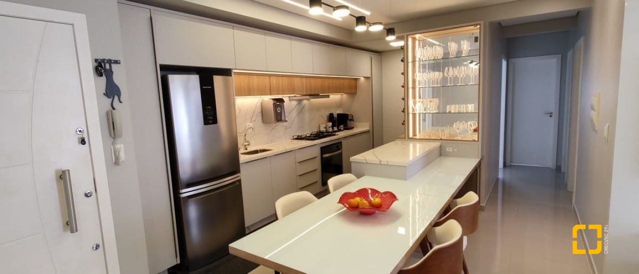 Apartamento com 88m², 4 quartos (sendo 1 suíte), 1 garagem, no bairro Ingleses em Florianópolis