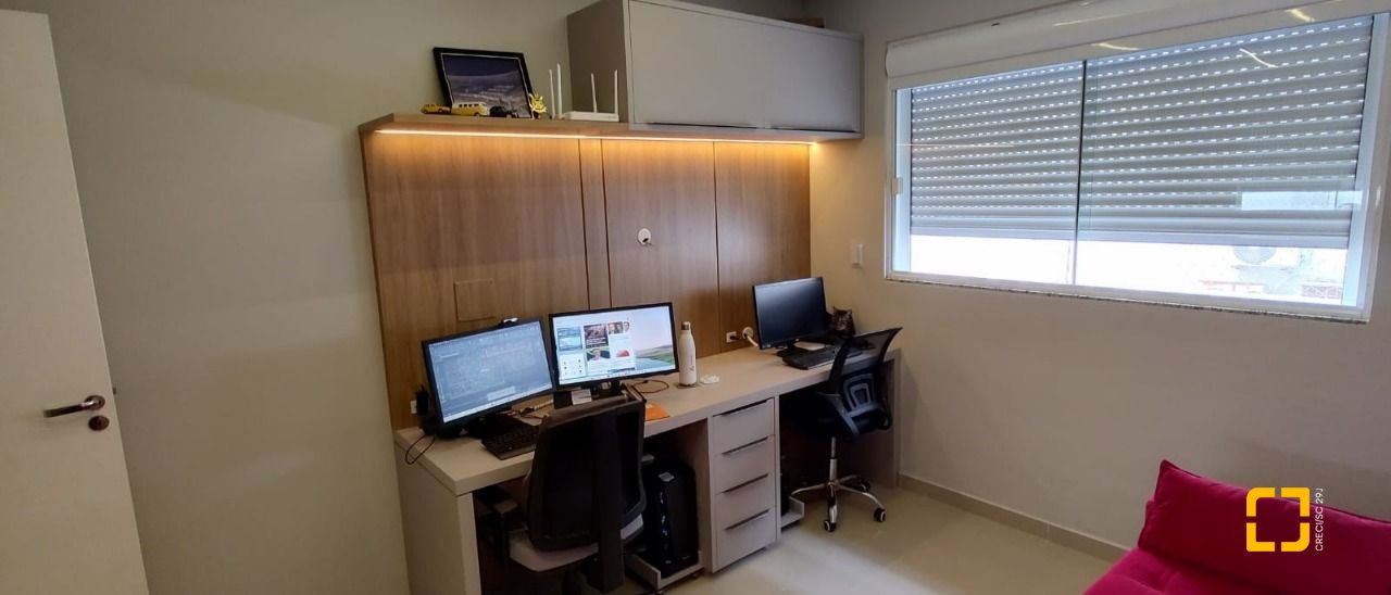 Apartamento com 88m², 4 quartos (sendo 1 suíte), 1 garagem, no bairro Ingleses em Florianópolis