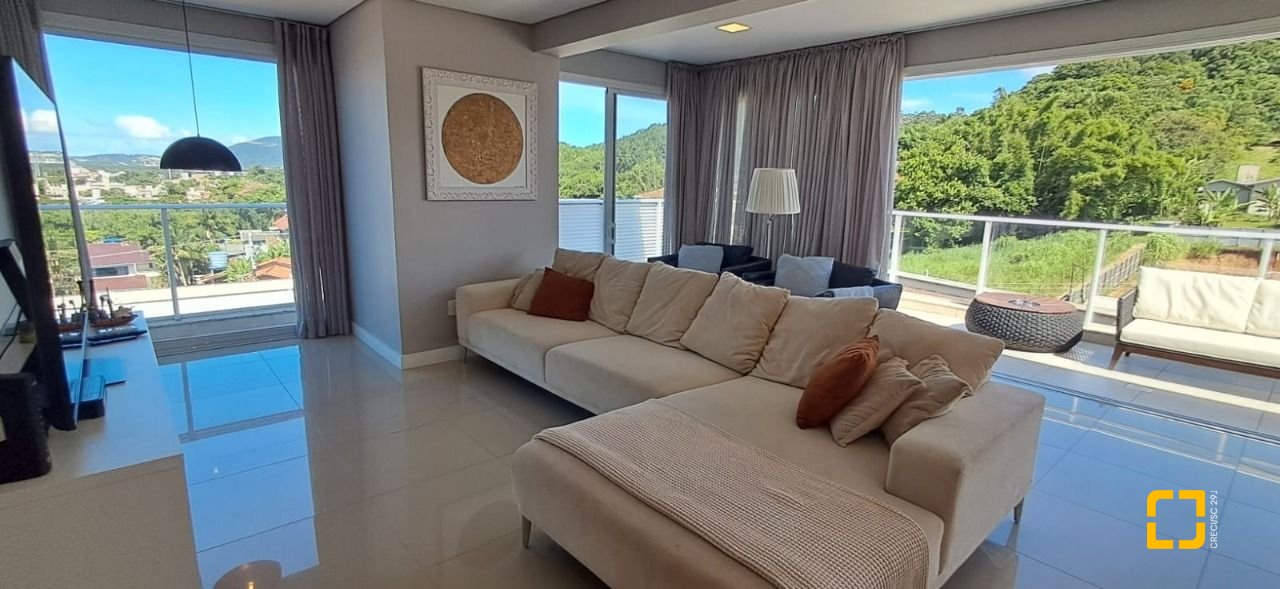 Cobertura com 162m², 3 quartos (sendo 1 suíte), 2 garagens, no bairro Canasvieiras em Florianópolis