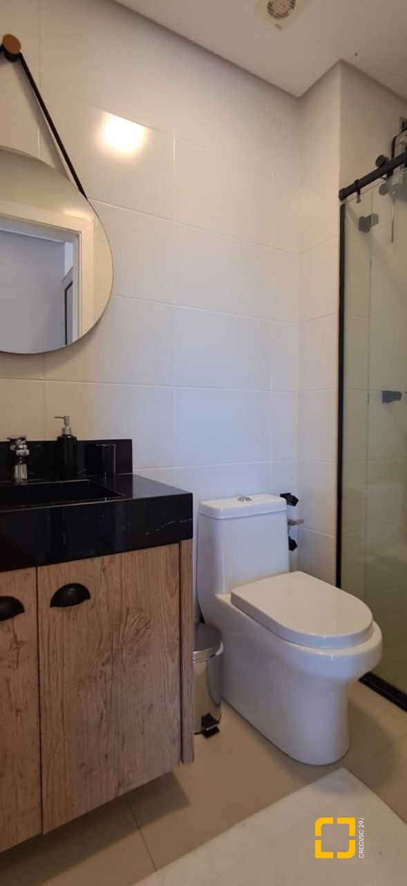 Cobertura com 162m², 3 quartos (sendo 1 suíte), 2 garagens, no bairro Canasvieiras em Florianópolis