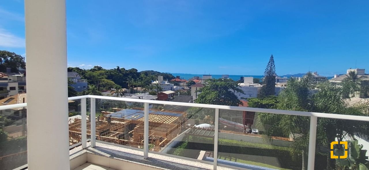 Cobertura com 162m², 3 quartos (sendo 1 suíte), 2 garagens, no bairro Canasvieiras em Florianópolis