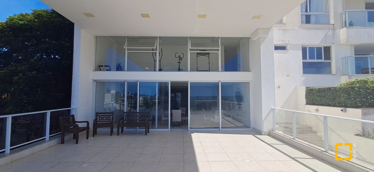Cobertura com 162m², 3 quartos (sendo 1 suíte), 2 garagens, no bairro Canasvieiras em Florianópolis