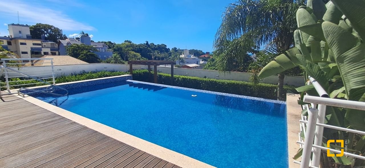 Cobertura com 162m², 3 quartos (sendo 1 suíte), 2 garagens, no bairro Canasvieiras em Florianópolis