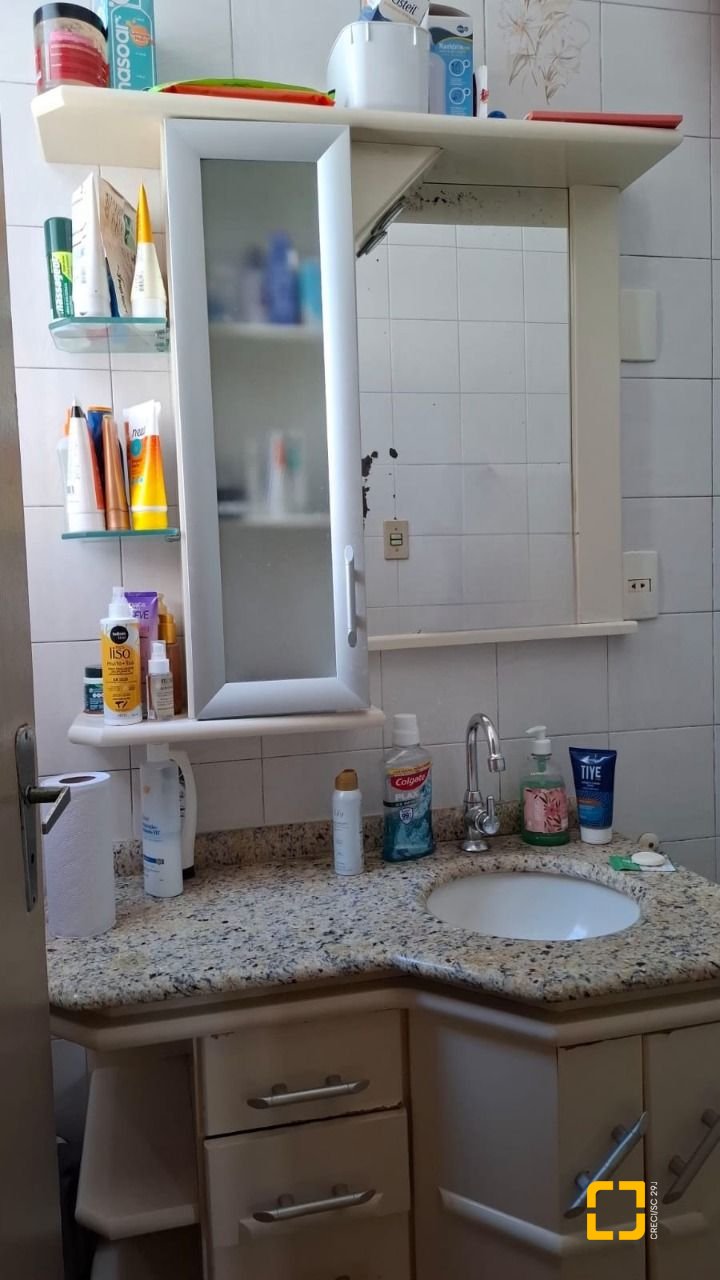 Apartamento com 64m², 2 quartos, 1 garagem, no bairro Centro em Florianópolis