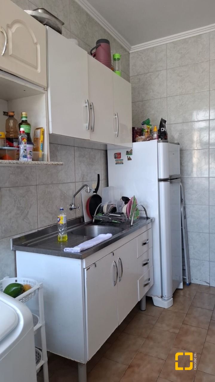 Apartamento com 64m², 2 quartos, 1 garagem, no bairro Centro em Florianópolis