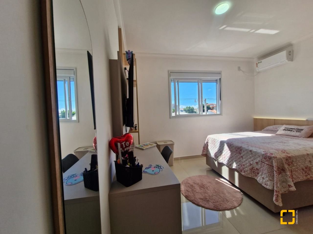 Apartamento com 85m², 4 quartos (sendo 1 suíte), 1 garagem, no bairro Ingleses em Florianópolis