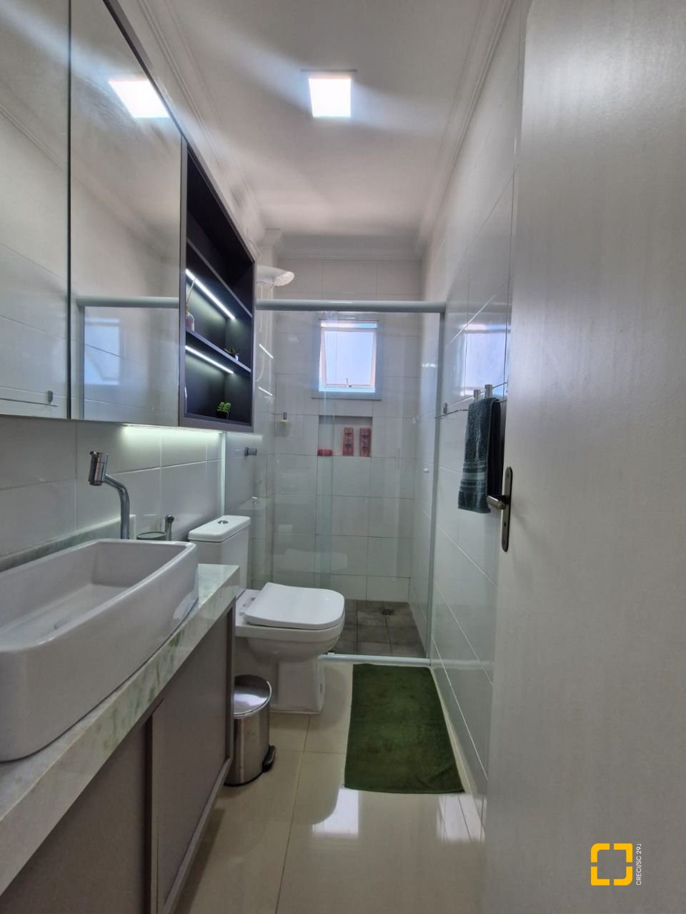 Apartamento com 85m², 4 quartos (sendo 1 suíte), 1 garagem, no bairro Ingleses em Florianópolis
