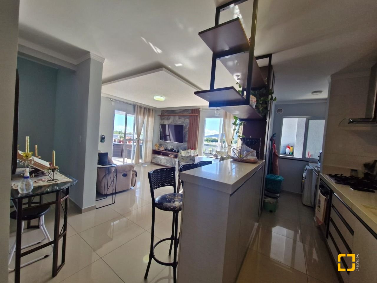 Cobertura com 130m², 4 quartos (sendo 1 suíte), 2 garagens, no bairro Ingleses em Florianópolis