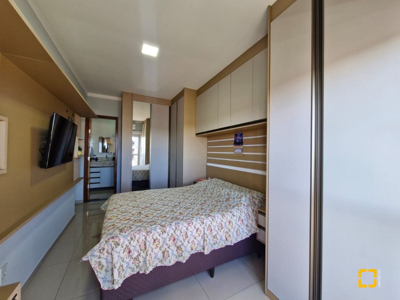 Cobertura com 130m², 4 quartos (sendo 1 suíte), 2 garagens, no bairro Ingleses em Florianópolis