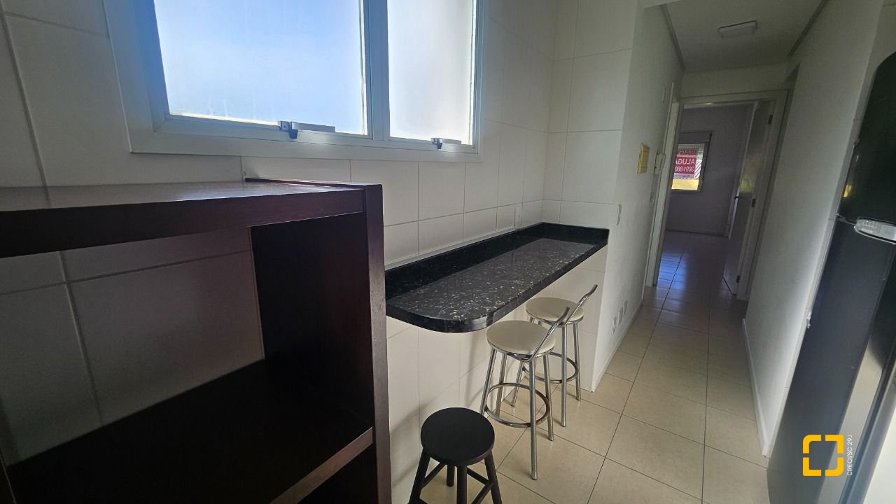 Apartamento com 53m², 1 quarto, 1 garagem, no bairro Trindade em Florianópolis