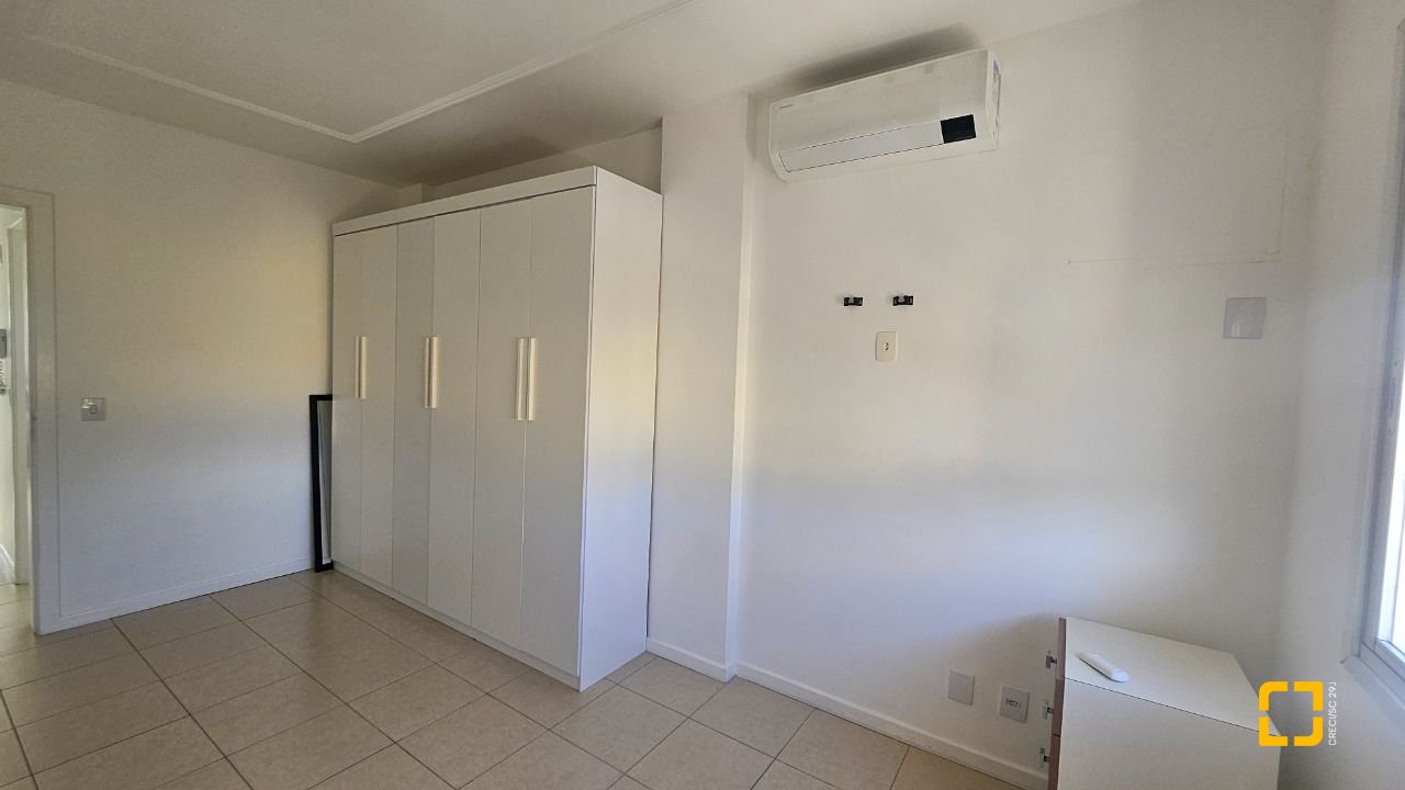 Apartamento com 53m², 1 quarto, 1 garagem, no bairro Trindade em Florianópolis