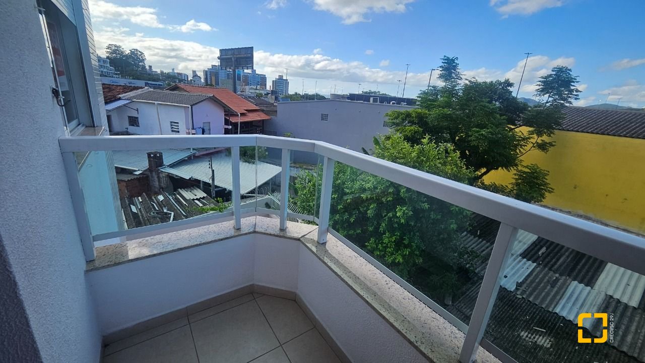Apartamento com 53m², 1 quarto, 1 garagem, no bairro Trindade em Florianópolis