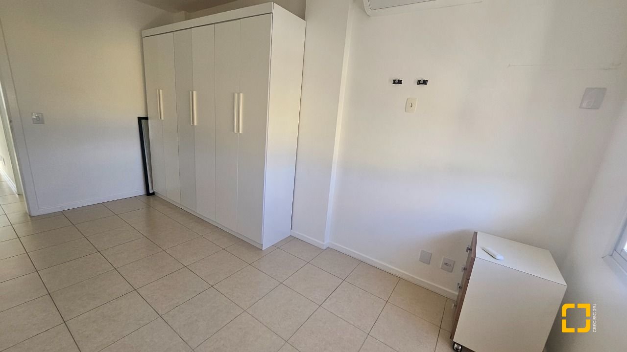 Apartamento com 53m², 1 quarto, 1 garagem, no bairro Trindade em Florianópolis