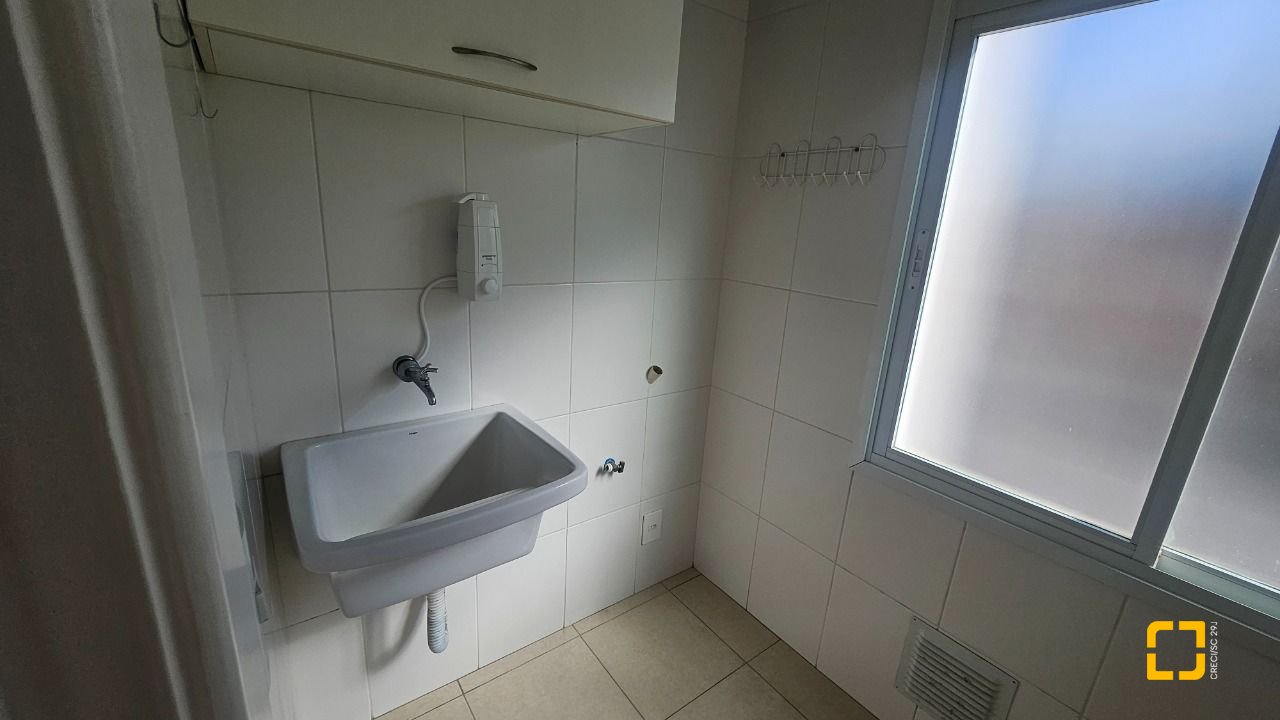 Apartamento com 53m², 1 quarto, 1 garagem, no bairro Trindade em Florianópolis