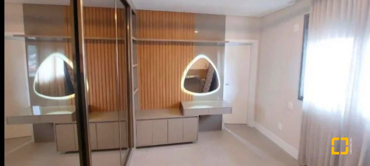 Apartamento com 75m², 3 quartos (sendo 1 suíte), 1 garagem, no bairro Córrego Grande em Florianópolis