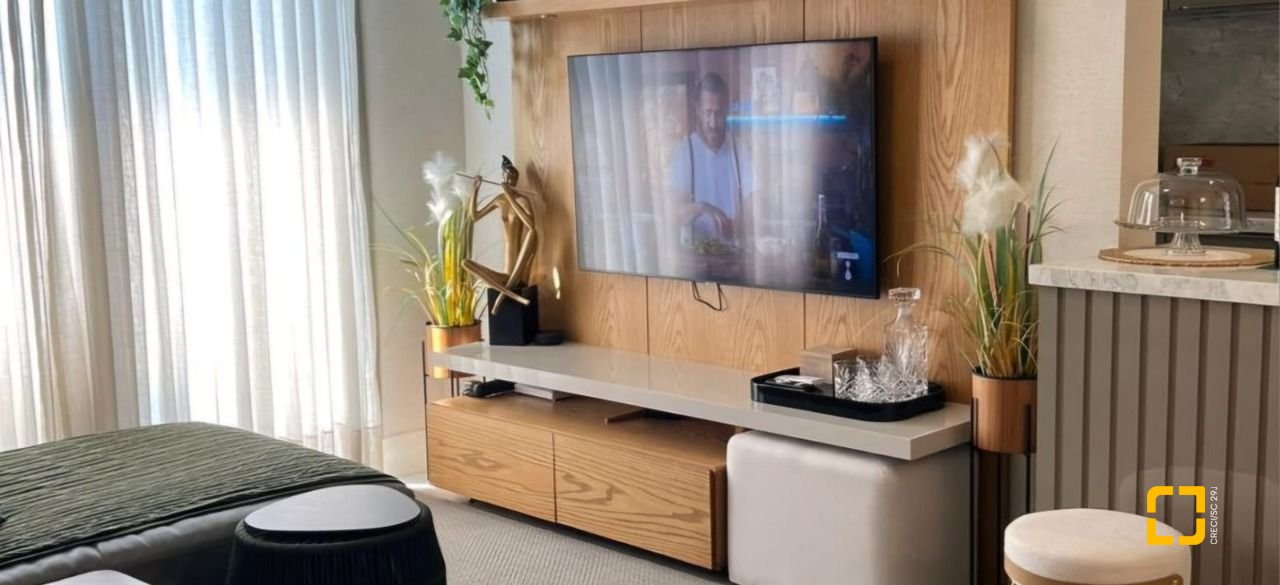 Apartamento com 75m², 3 quartos (sendo 1 suíte), 1 garagem, no bairro Córrego Grande em Florianópolis