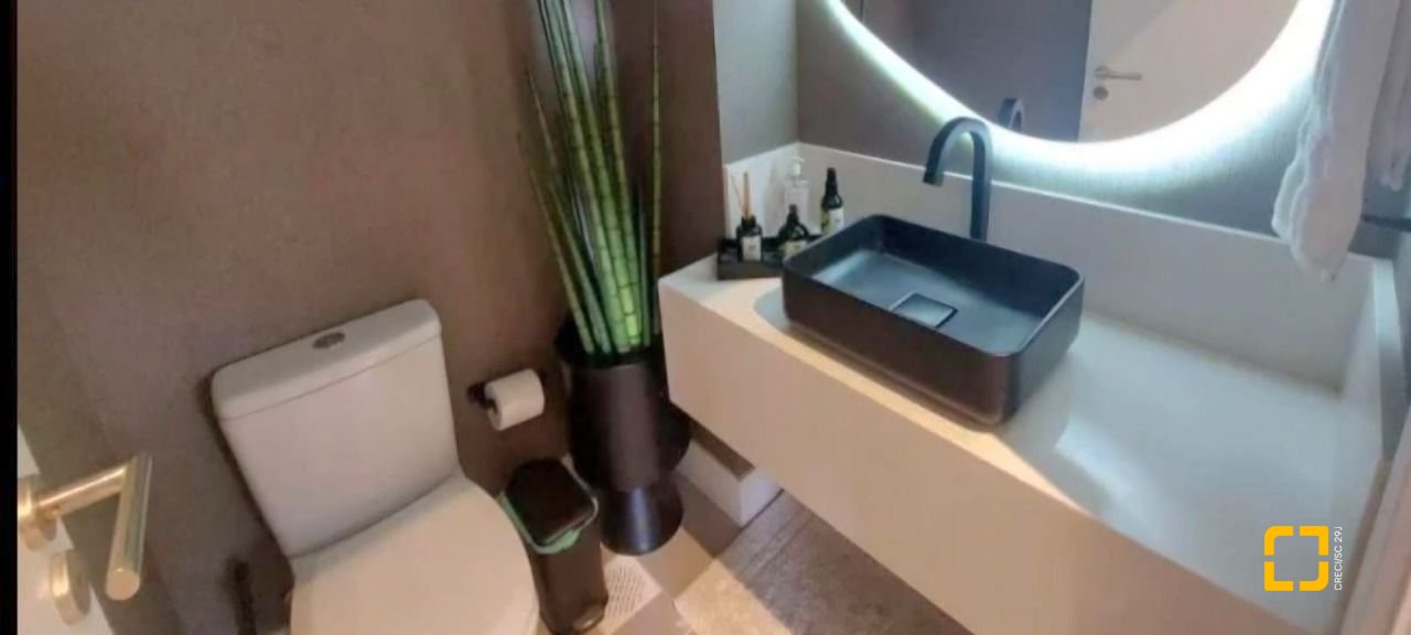 Apartamento com 75m², 3 quartos (sendo 1 suíte), 1 garagem, no bairro Córrego Grande em Florianópolis