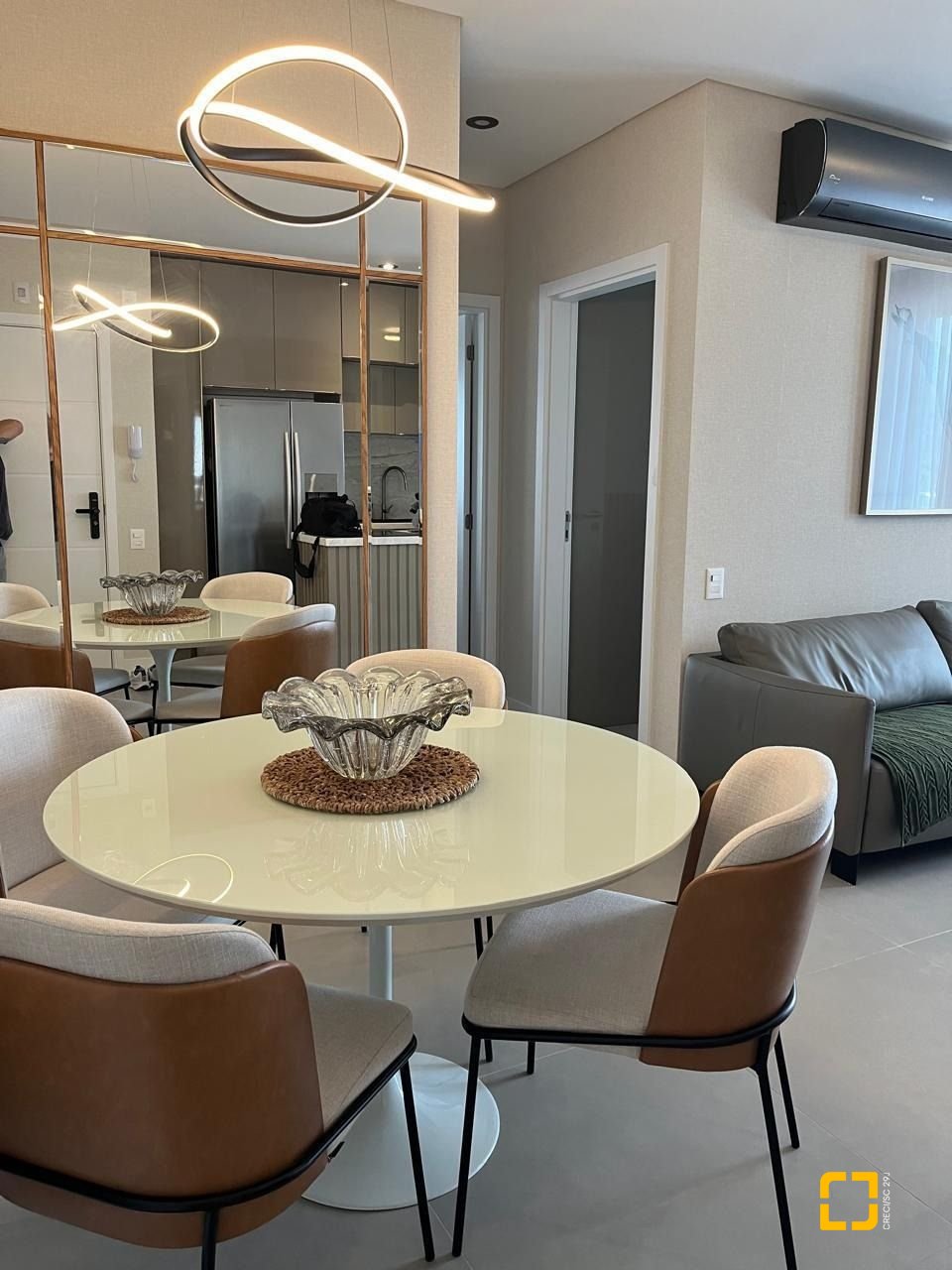 Apartamento com 75m², 3 quartos (sendo 1 suíte), 1 garagem, no bairro Córrego Grande em Florianópolis
