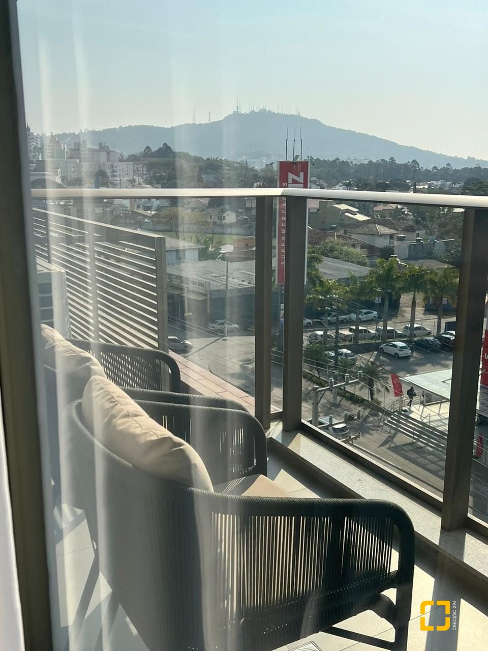 Apartamento com 75m², 3 quartos (sendo 1 suíte), 1 garagem, no bairro Córrego Grande em Florianópolis
