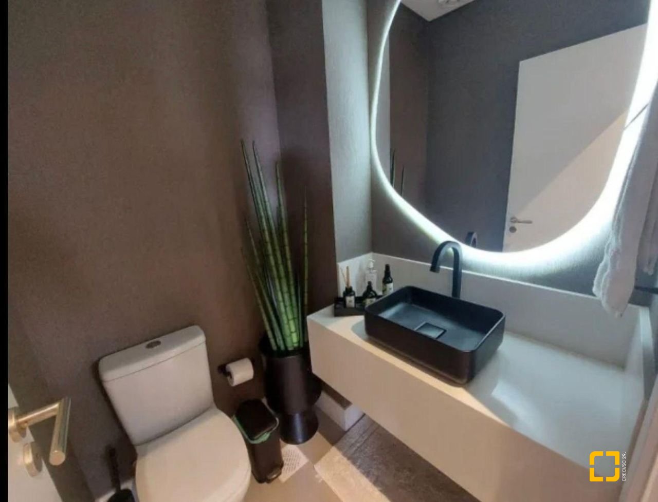 Apartamento com 75m², 3 quartos (sendo 1 suíte), 1 garagem, no bairro Córrego Grande em Florianópolis