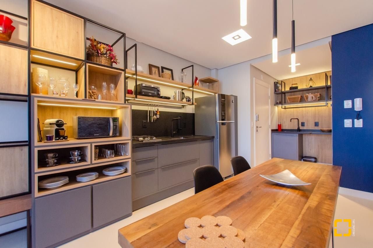 Apartamento com 46m², 1 quarto, 1 garagem, no bairro Centro em Florianópolis
