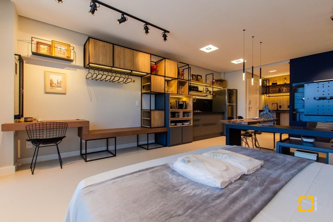 Apartamento com 46m², 1 quarto, 1 garagem, no bairro Centro em Florianópolis
