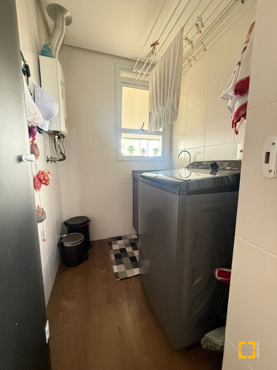 Cobertura com 152m², 5 quartos (sendo 2 suítes), 3 garagens, no bairro Estreito em Florianópolis