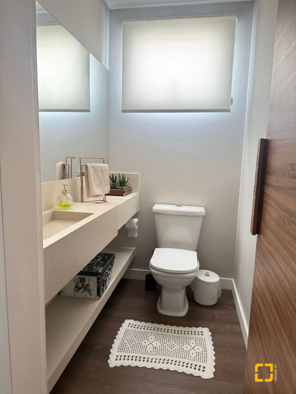Cobertura com 152m², 5 quartos (sendo 2 suítes), 3 garagens, no bairro Estreito em Florianópolis