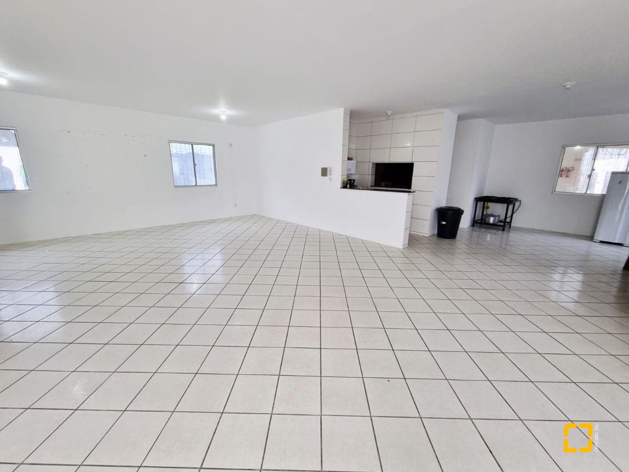 Apartamento com 46m², 2 quartos, 1 garagem, no bairro Pachecos em Palhoça