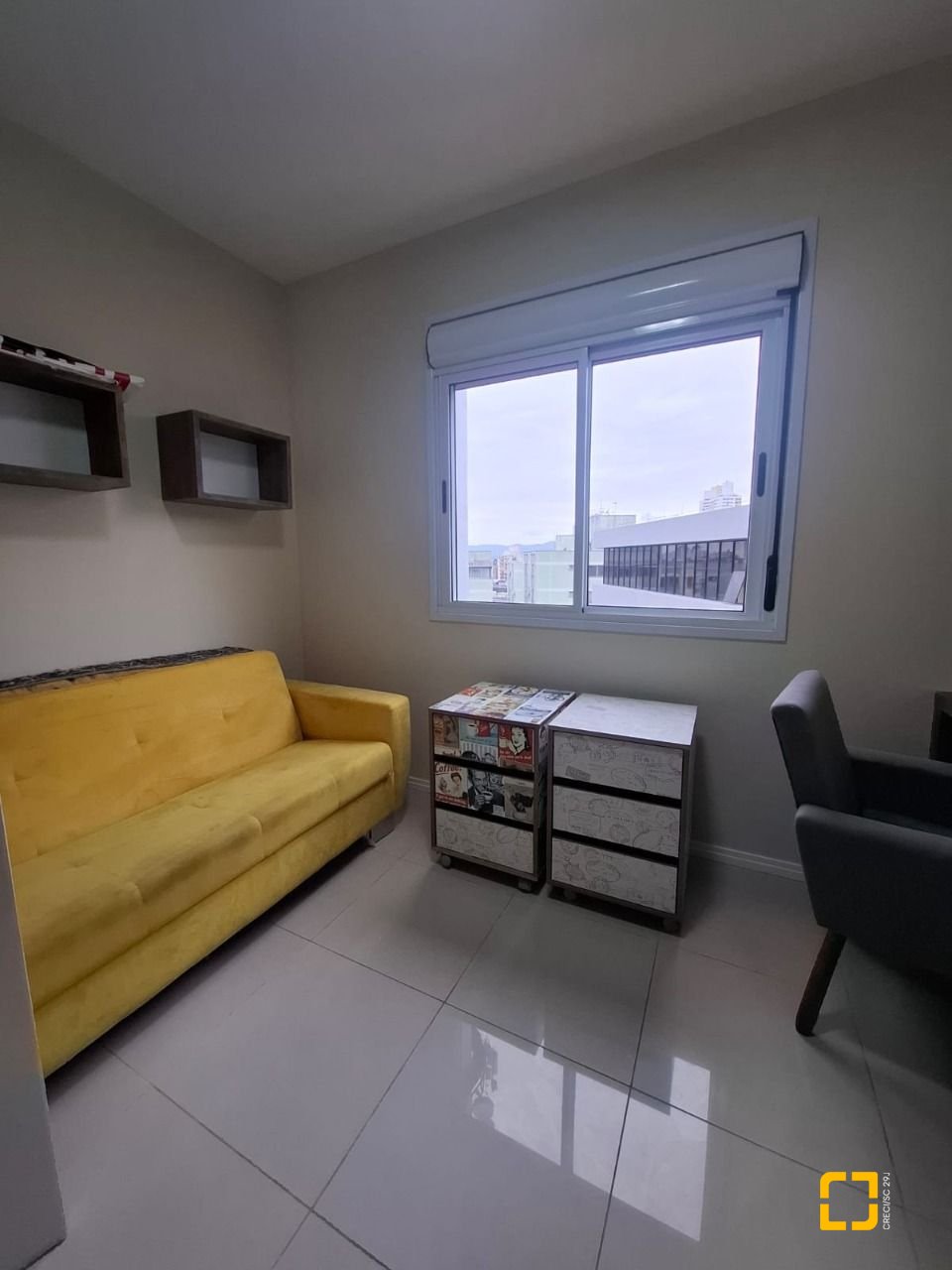Apartamento com 65m², 3 quartos (sendo 1 suíte), 1 garagem, no bairro Estreito em Florianópolis