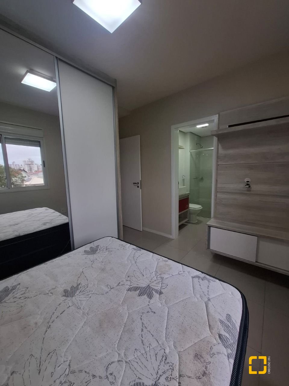 Apartamento com 65m², 3 quartos (sendo 1 suíte), 1 garagem, no bairro Estreito em Florianópolis