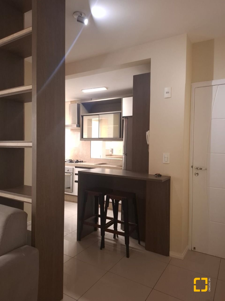 Apartamento com 65m², 3 quartos (sendo 1 suíte), 1 garagem, no bairro Estreito em Florianópolis