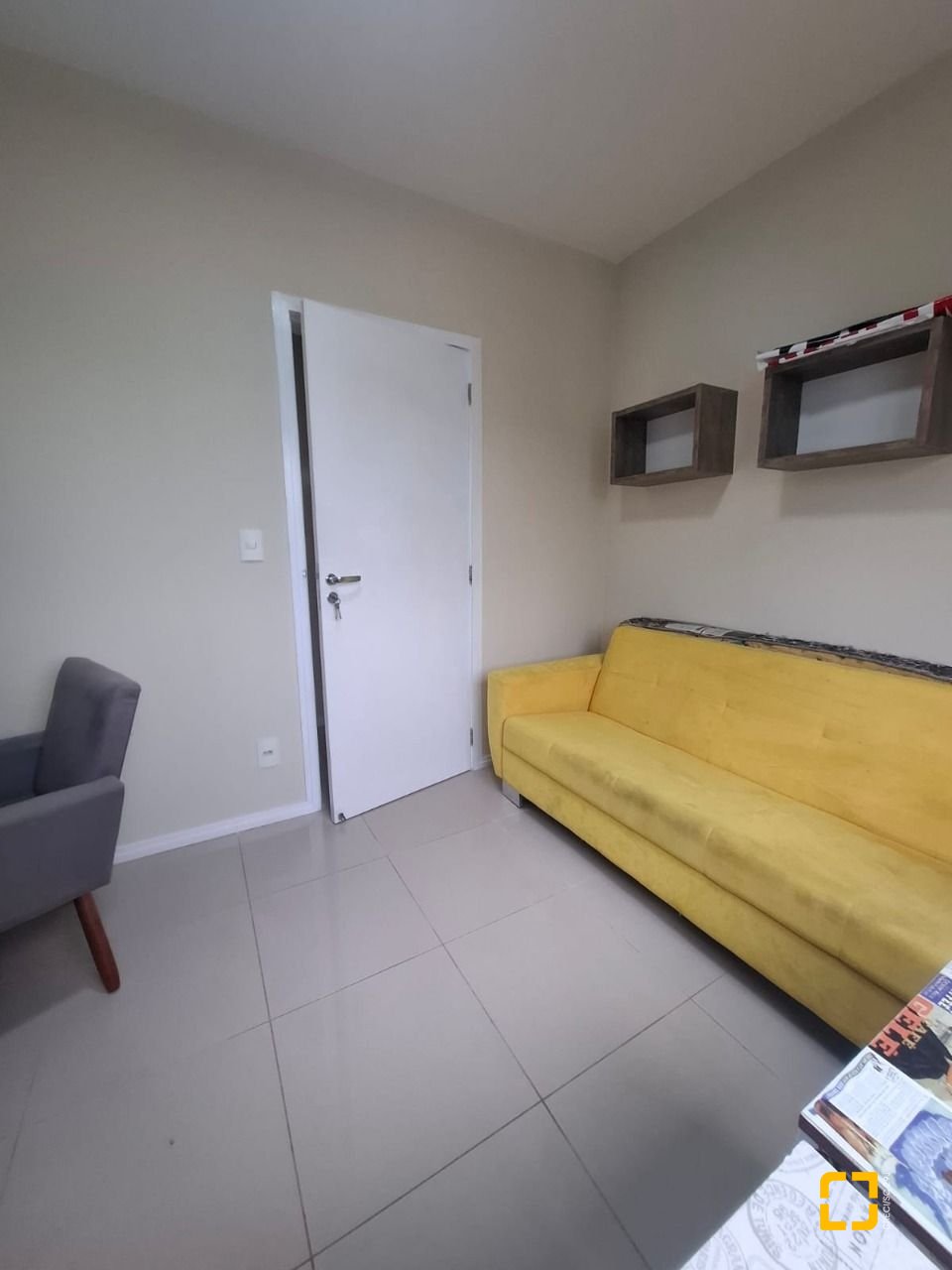 Apartamento com 65m², 3 quartos (sendo 1 suíte), 1 garagem, no bairro Estreito em Florianópolis