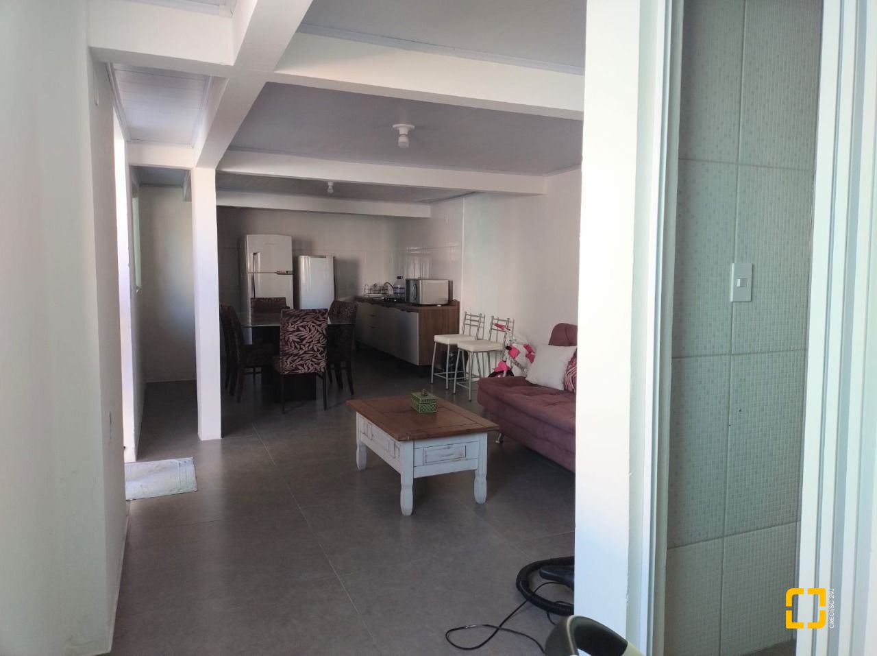 Casa com 330m², 8 quartos (sendo 3 suítes), 2 garagens, no bairro Santinho em Florianópolis