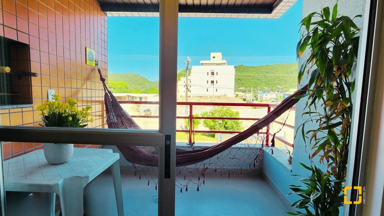 Apartamento com 74m², 2 quartos, 1 garagem, no bairro Barra da Lagoa em Florianópolis