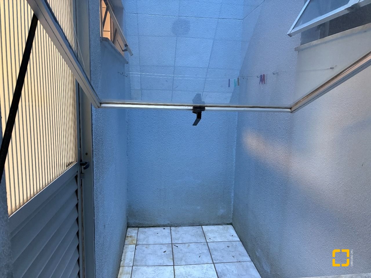 Apartamento com 74m², 2 quartos, 1 garagem, no bairro Barra da Lagoa em Florianópolis