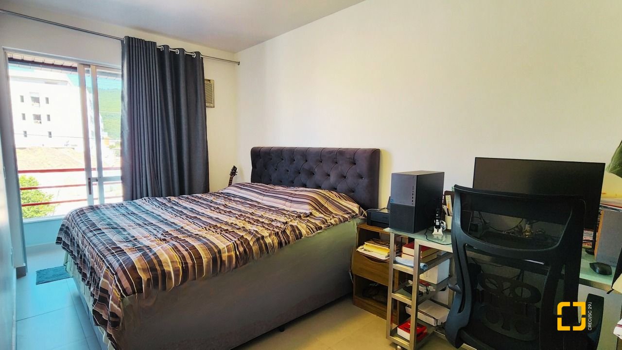 Apartamento com 74m², 2 quartos, 1 garagem, no bairro Barra da Lagoa em Florianópolis
