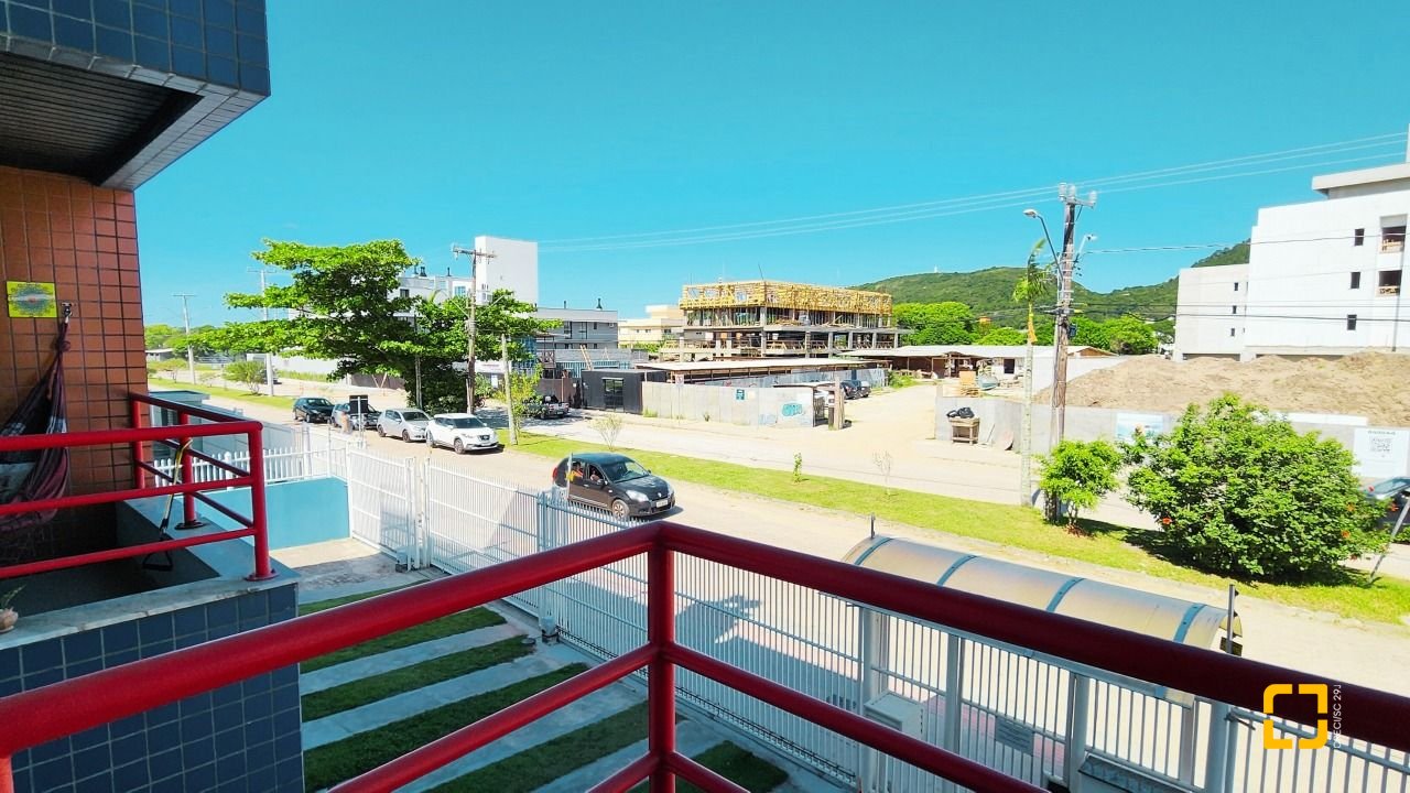 Apartamento com 74m², 2 quartos, 1 garagem, no bairro Barra da Lagoa em Florianópolis