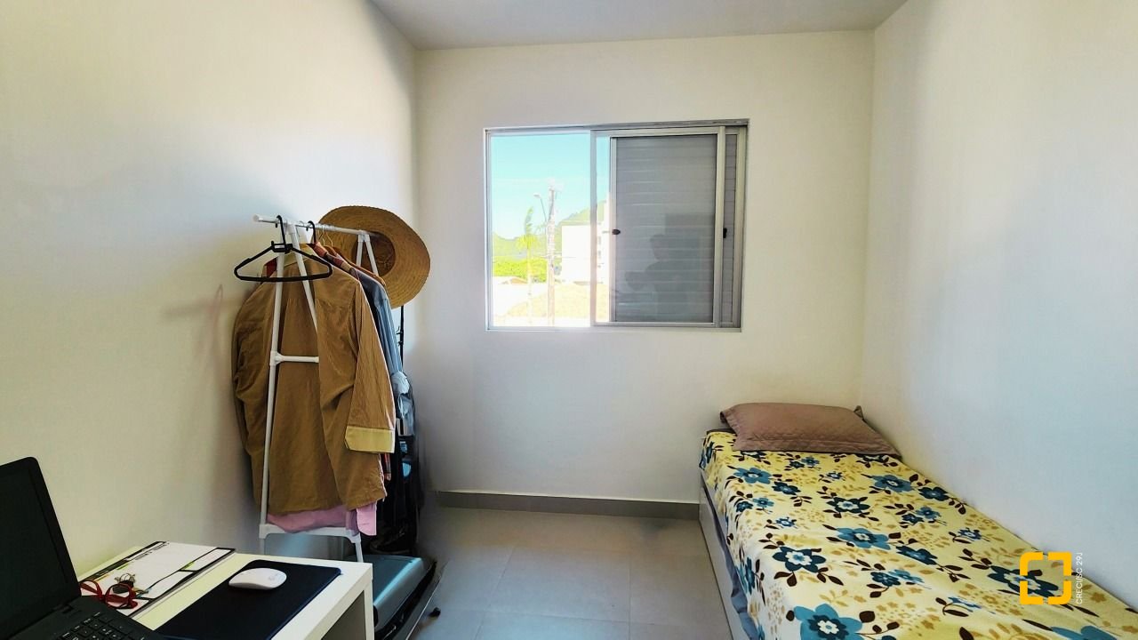 Apartamento com 74m², 2 quartos, 1 garagem, no bairro Barra da Lagoa em Florianópolis