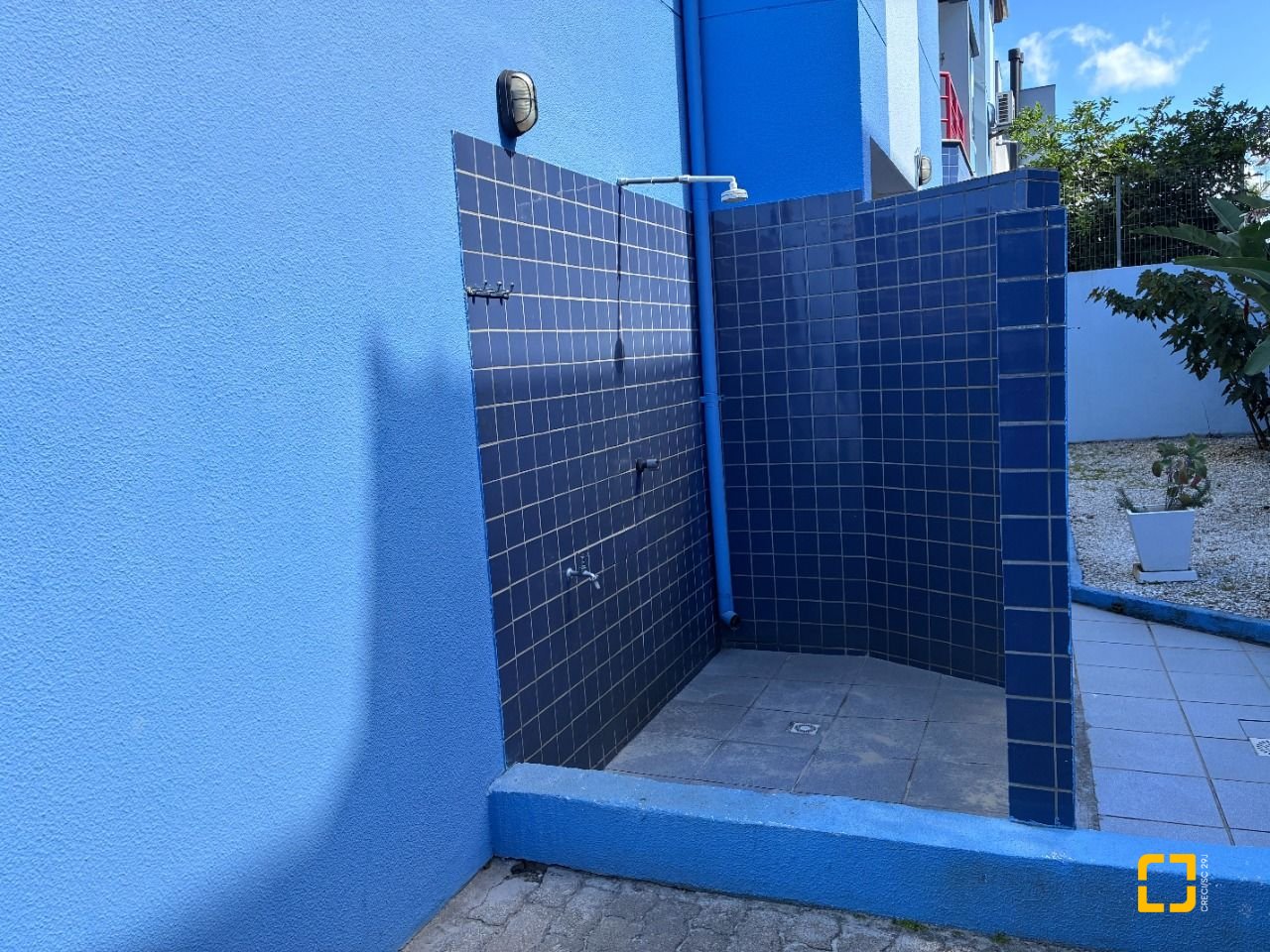 Apartamento com 74m², 2 quartos, 1 garagem, no bairro Barra da Lagoa em Florianópolis