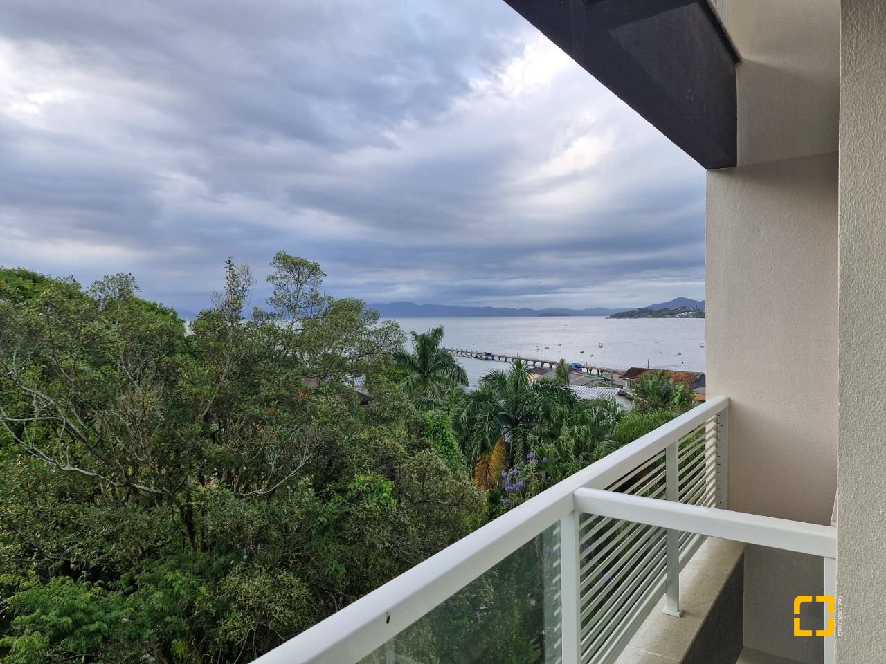 Apartamento com 50m², 1 quarto, 1 garagem, no bairro João Paulo em Florianópolis