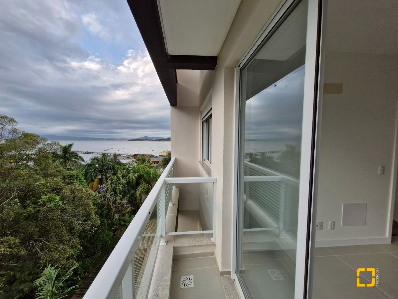Apartamento com 50m², 1 quarto, 1 garagem, no bairro João Paulo em Florianópolis