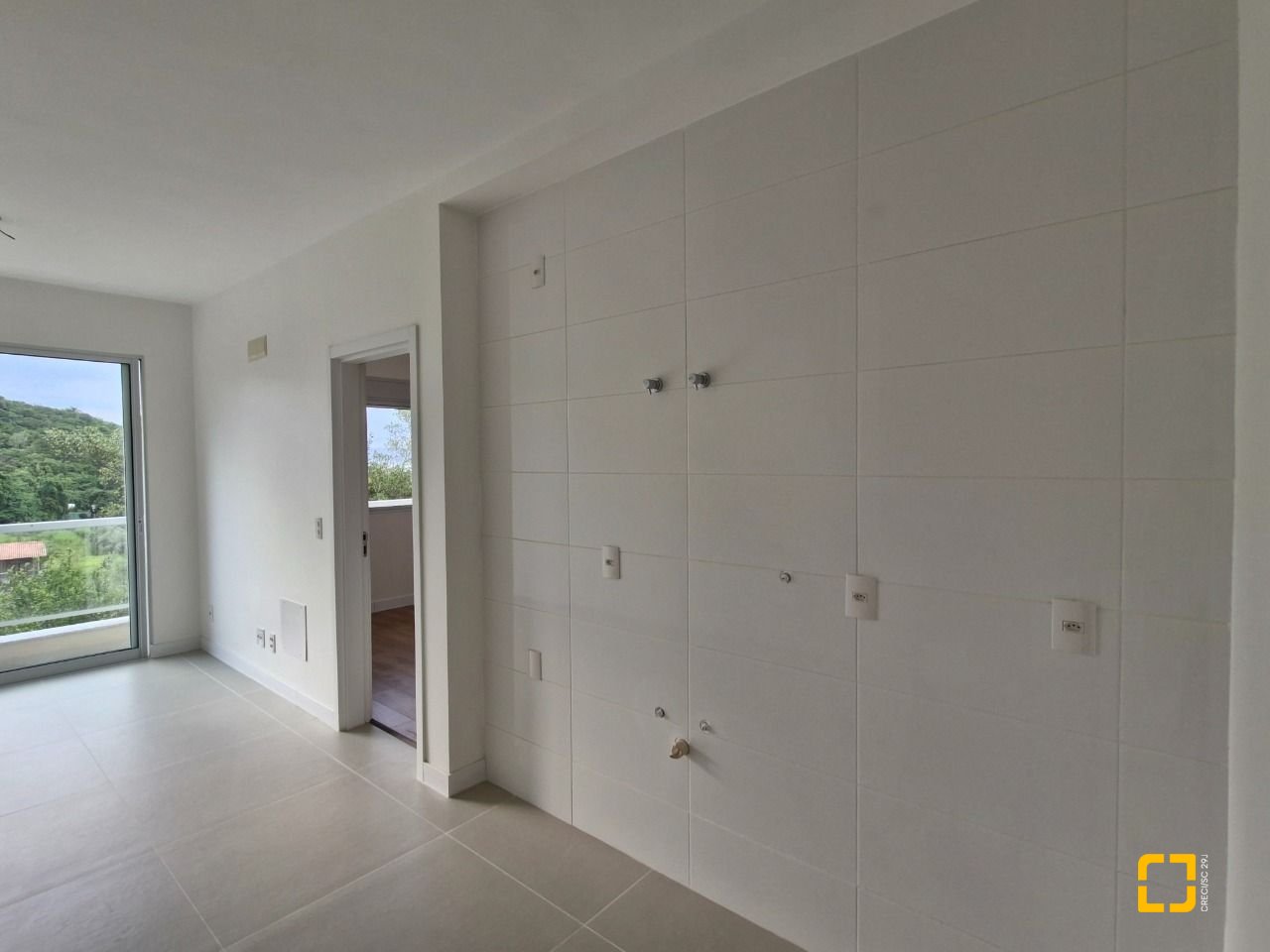 Apartamento com 50m², 1 quarto, 1 garagem, no bairro João Paulo em Florianópolis