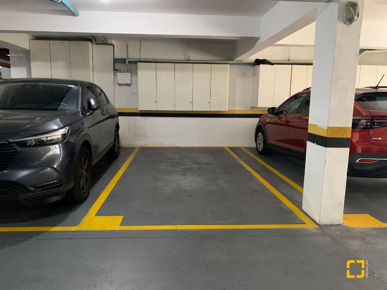 Apartamento com 81m², 4 quartos (sendo 1 suíte), 1 garagem, no bairro Centro em Florianópolis