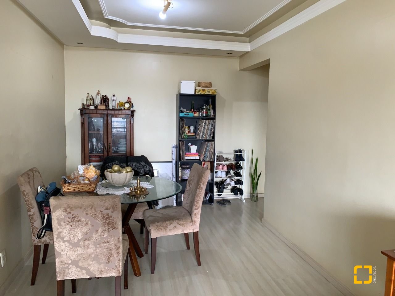 Apartamento com 81m², 4 quartos (sendo 1 suíte), 1 garagem, no bairro Centro em Florianópolis