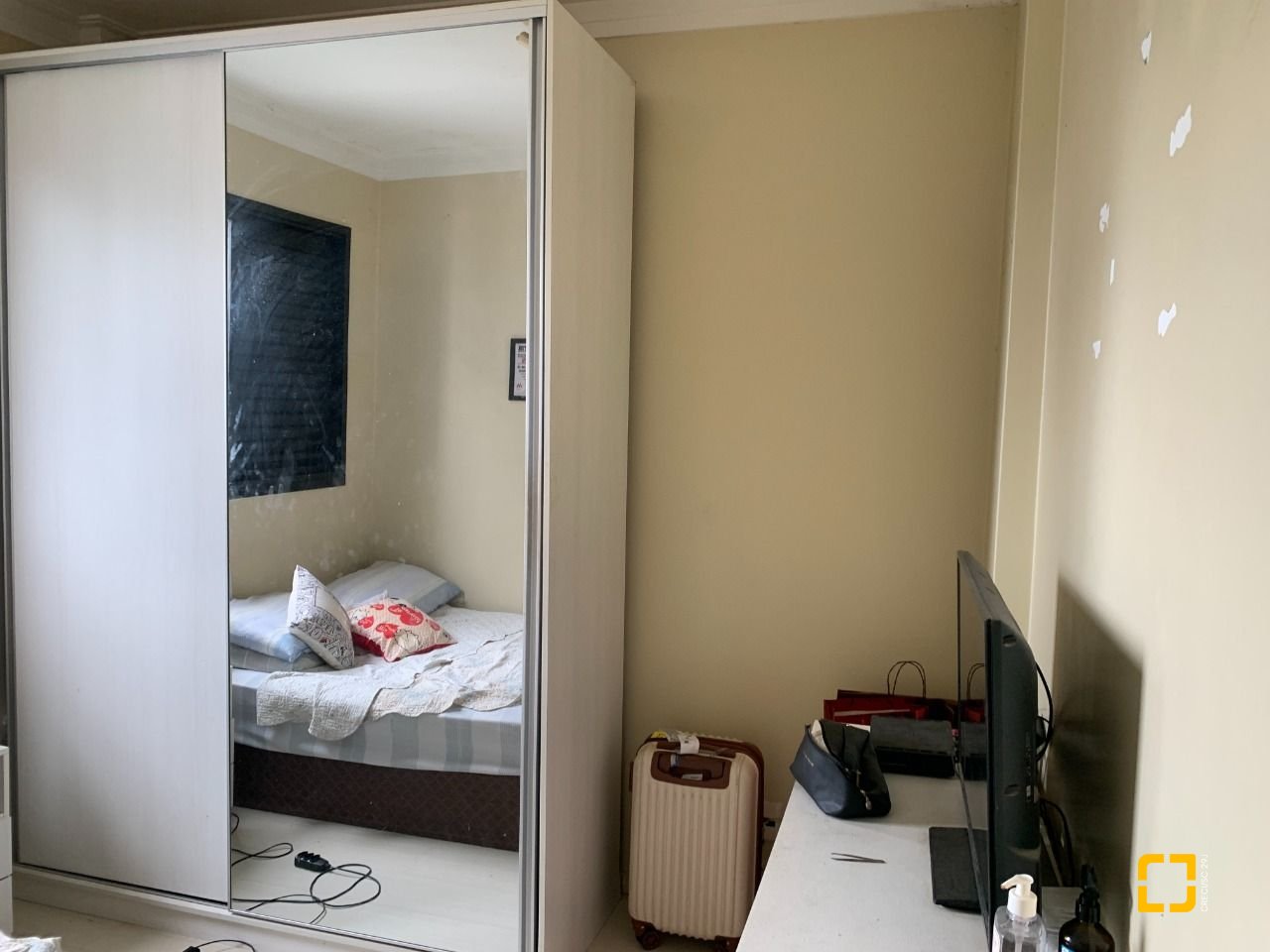 Apartamento com 81m², 4 quartos (sendo 1 suíte), 1 garagem, no bairro Centro em Florianópolis