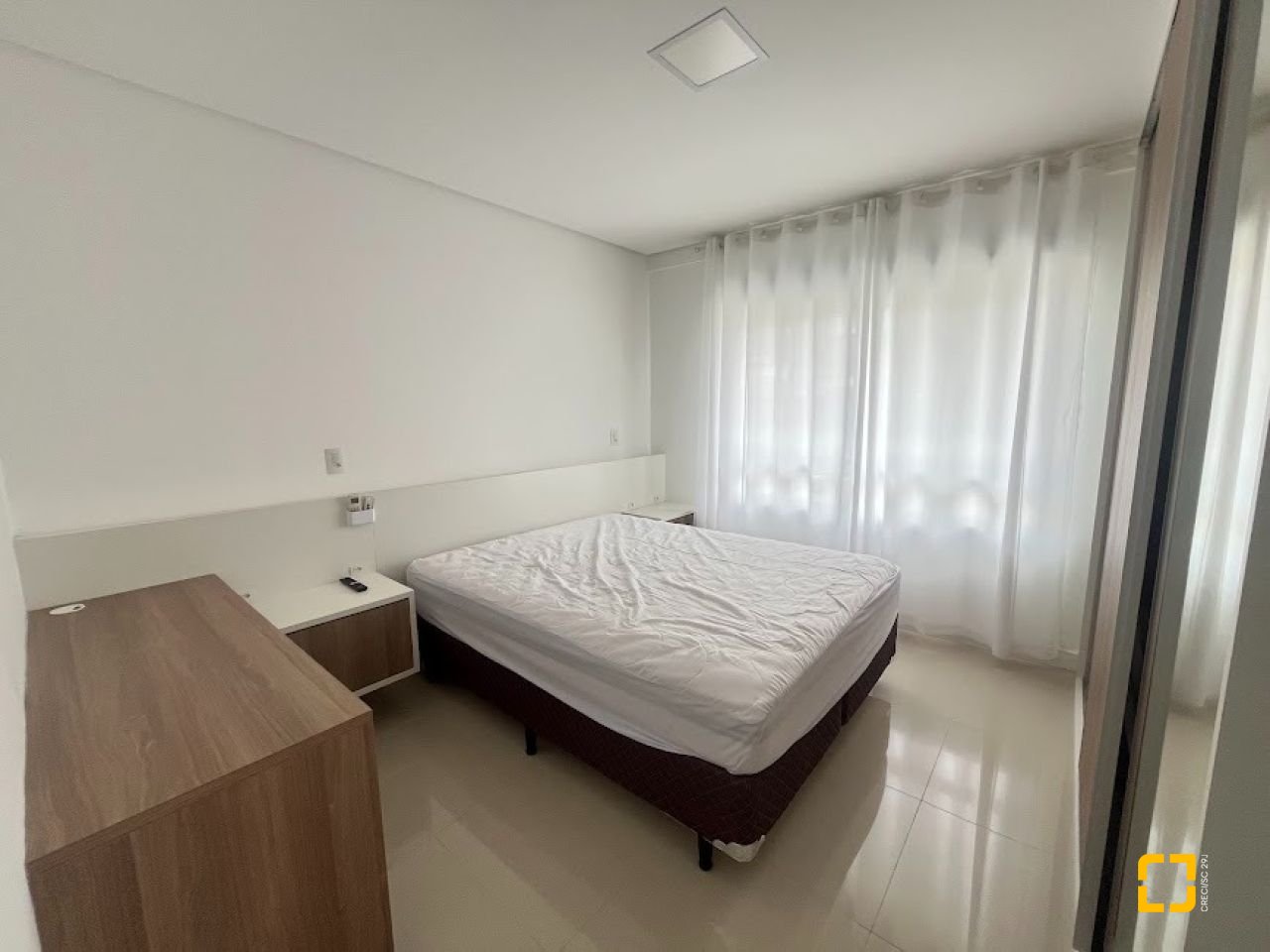 Apartamento com 72m², 3 quartos (sendo 1 suíte), 1 garagem, no bairro Jurerê Internacional em Florianópolis