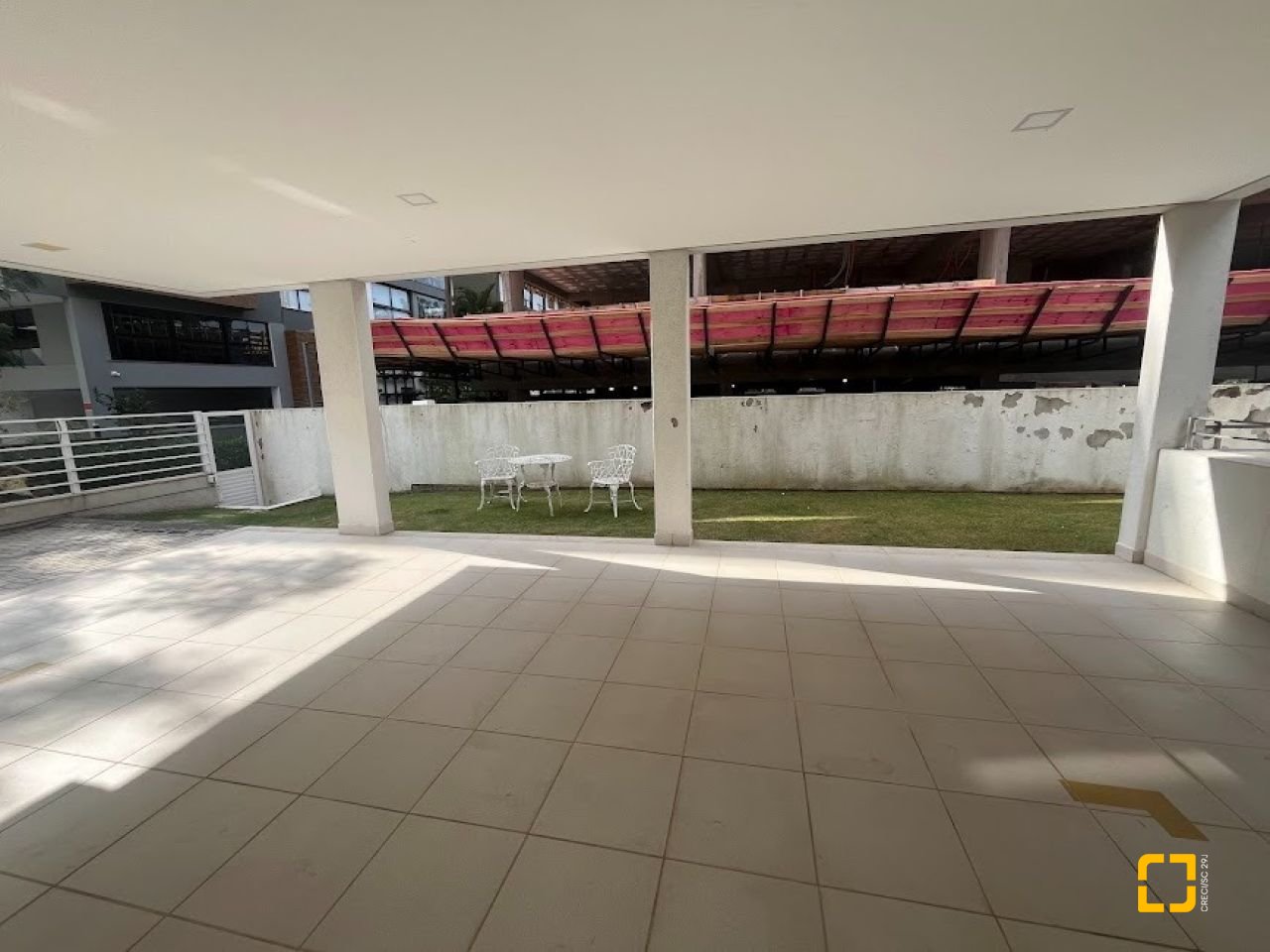 Apartamento com 72m², 3 quartos (sendo 1 suíte), 1 garagem, no bairro Jurerê Internacional em Florianópolis