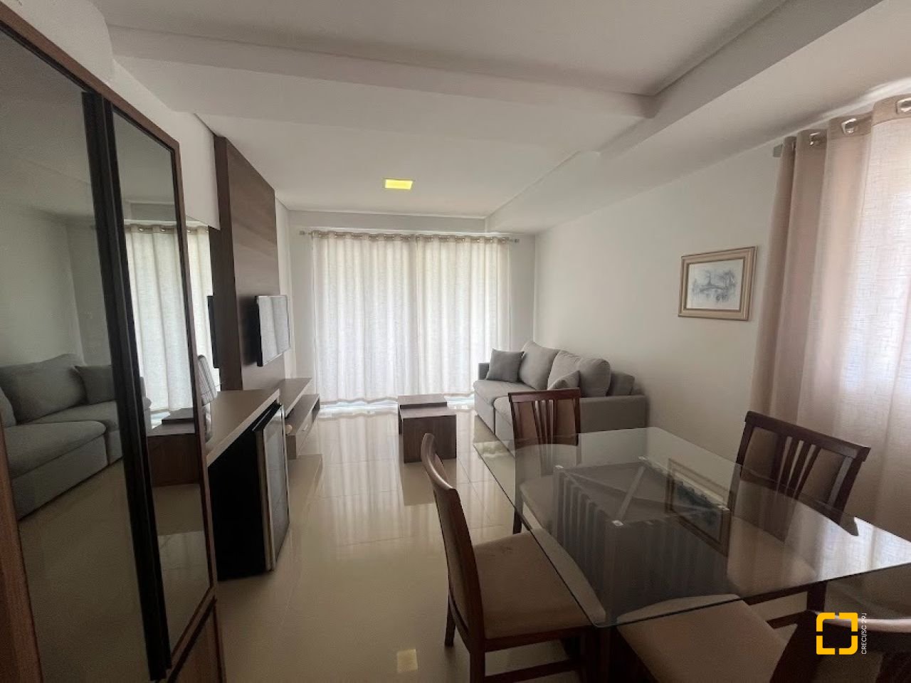 Apartamento com 72m², 3 quartos (sendo 1 suíte), 1 garagem, no bairro Jurerê Internacional em Florianópolis